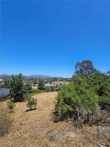 0 Wallace, Vista, CA 92083