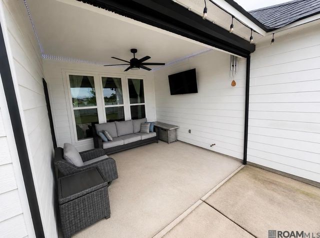 14414 Wally Way, Baton Rouge, LA 70810
