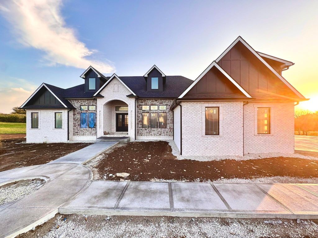 201 Appaloosa Trail, Wilmore, KY 40390