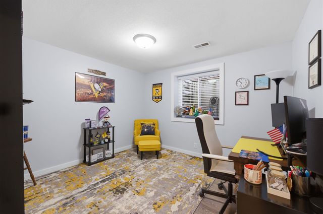 3439 N Valerie St, Wichita, KS 67205