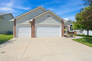3439 N Valerie St, Wichita, KS 67205