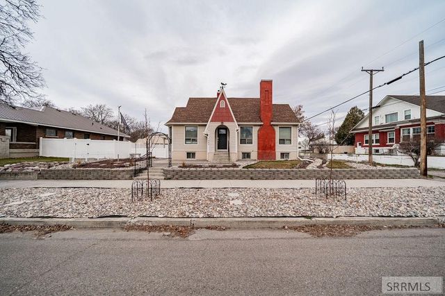 1245 Canal, Idaho Falls, ID 83402