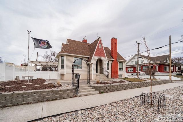 1245 Canal, Idaho Falls, ID 83402