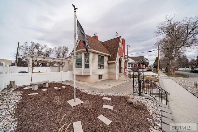 1245 Canal, Idaho Falls, ID 83402