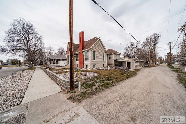 1245 Canal, Idaho Falls, ID 83402