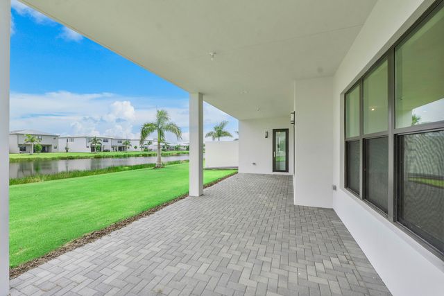 9322 Sunflower Mdw Road, Boca Raton, FL 33434