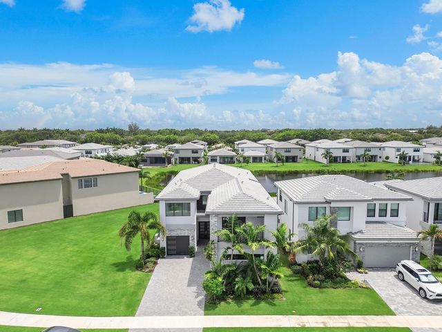 9322 Sunflower Mdw Road, Boca Raton, FL 33434