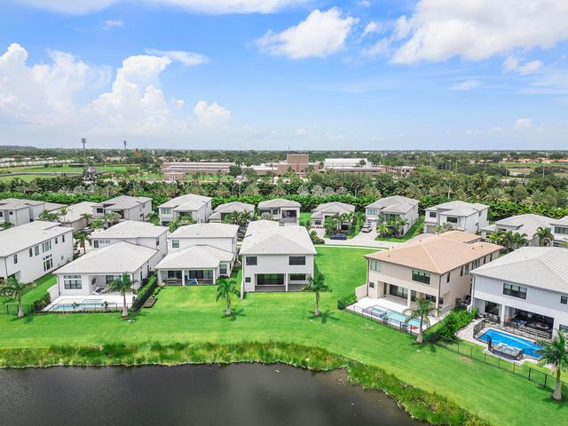 9322 Sunflower Mdw Road, Boca Raton, FL 33434