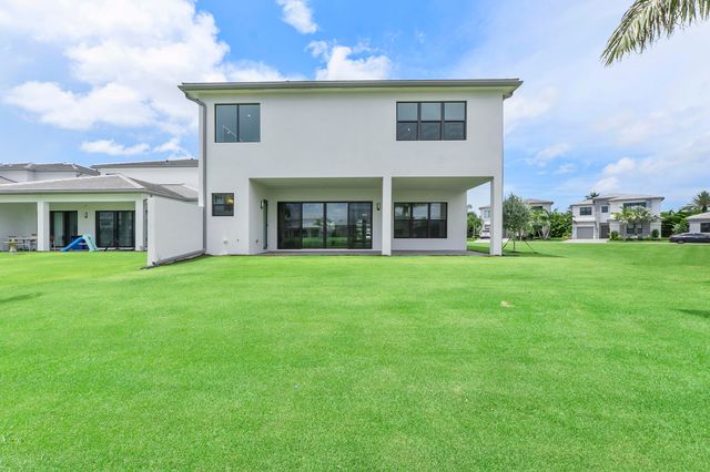 9322 Sunflower Mdw Road, Boca Raton, FL 33434