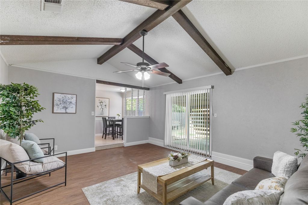 6645 Harrison Way, Watauga, TX 76148 — photo 2
