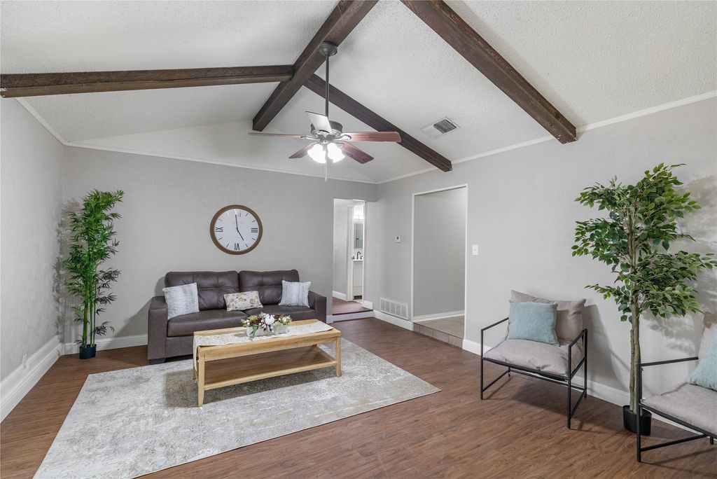 6645 Harrison Way, Watauga, TX 76148 — photo 4