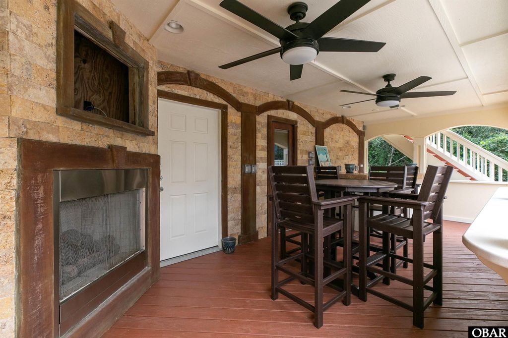 Image 45 of property listing at 117 E Charles Jenkins Lane Lot 25, Duck, NC 27949