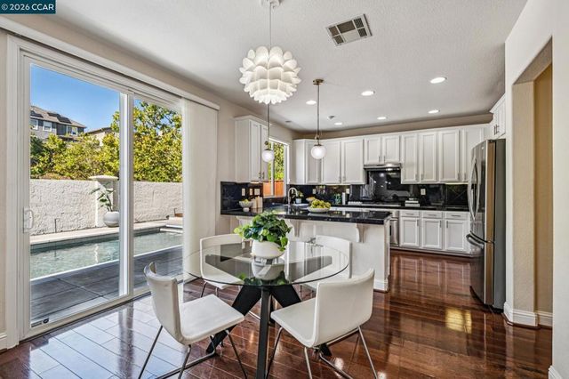 1015 Lantern Bay, Hercules, CA 94547