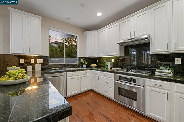 1015 Lantern Bay, Hercules, CA 94547