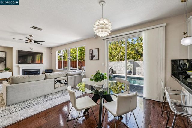 1015 Lantern Bay, Hercules, CA 94547