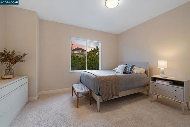 1015 Lantern Bay, Hercules, CA 94547