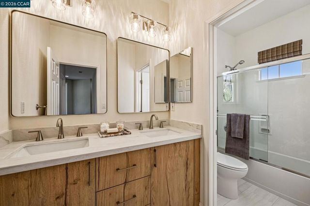 1015 Lantern Bay, Hercules, CA 94547