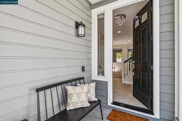 1015 Lantern Bay, Hercules, CA 94547