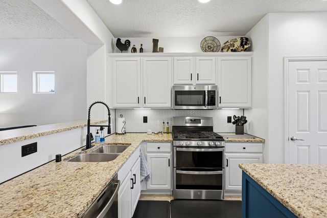 229 Paseo Vista Loop NE, Rio Rancho, NM 87124