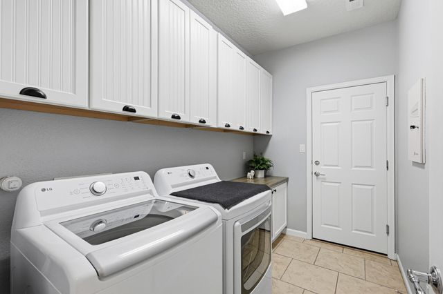 229 Paseo Vista Loop NE, Rio Rancho, NM 87124