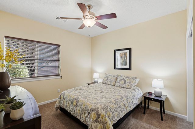 229 Paseo Vista Loop NE, Rio Rancho, NM 87124