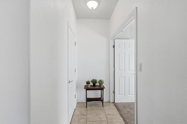 229 Paseo Vista Loop NE, Rio Rancho, NM 87124