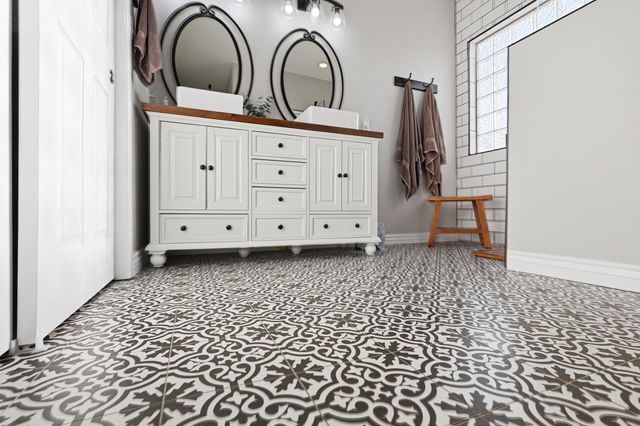 229 Paseo Vista Loop NE, Rio Rancho, NM 87124