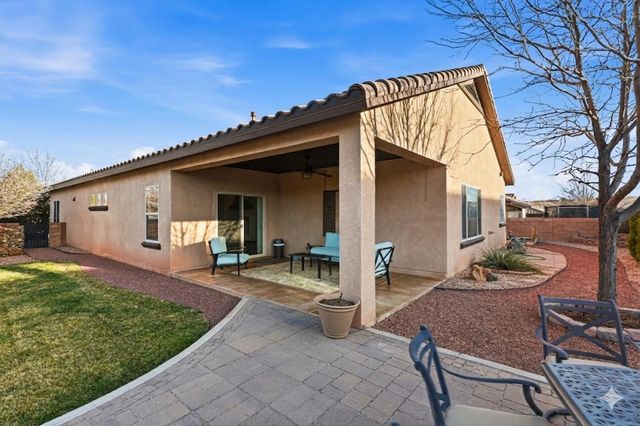 229 Paseo Vista Loop NE, Rio Rancho, NM 87124