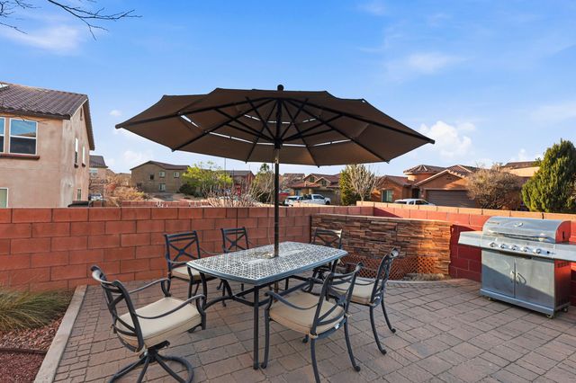 229 Paseo Vista Loop NE, Rio Rancho, NM 87124