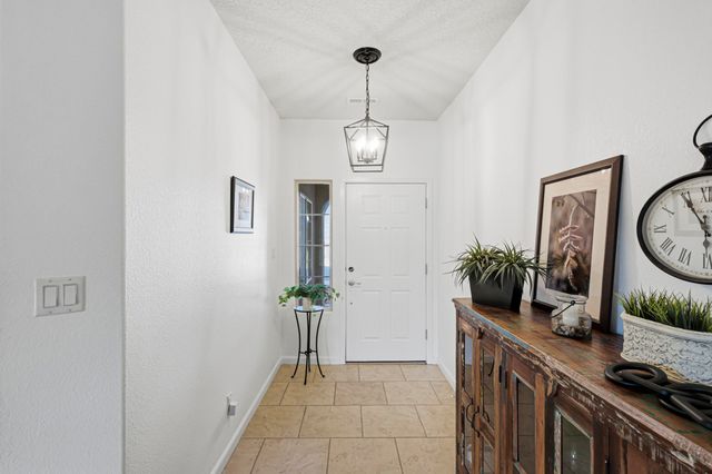 229 Paseo Vista Loop NE, Rio Rancho, NM 87124