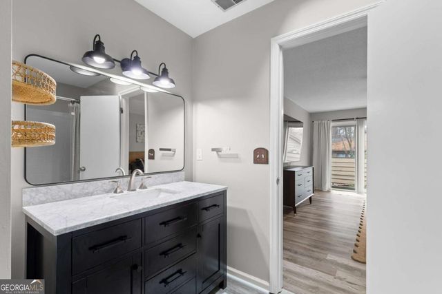 810 Bonnie Glen Drive SE, Marietta, GA 30067