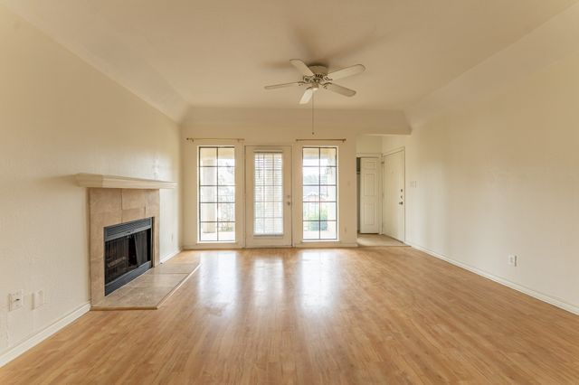 3105 san jacinto Street 210, Dallas, TX 75204