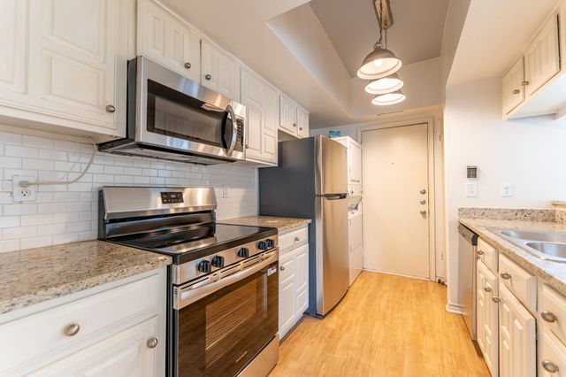 3105 san jacinto Street 210, Dallas, TX 75204