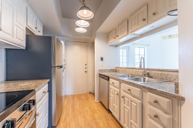 3105 san jacinto Street 210, Dallas, TX 75204