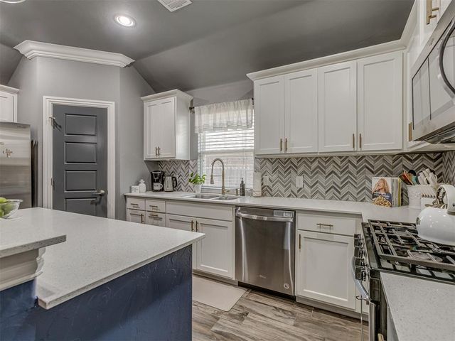 9417 NW 88th Street, Yukon, OK 73099