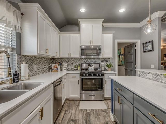 9417 NW 88th Street, Yukon, OK 73099