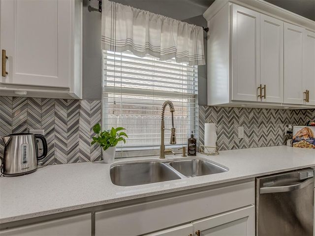 9417 NW 88th Street, Yukon, OK 73099
