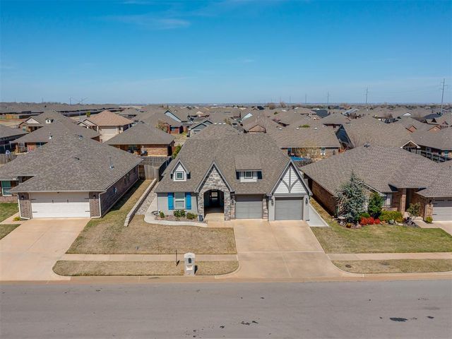 9417 NW 88th Street, Yukon, OK 73099