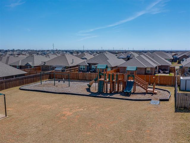 9417 NW 88th Street, Yukon, OK 73099