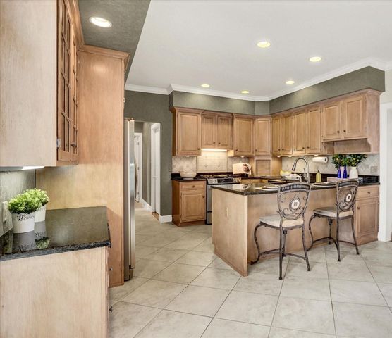 1785 SUMMERFIELD DRIVE, Mechanicsburg, PA 17055