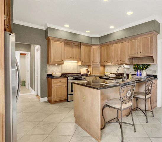 1785 SUMMERFIELD DRIVE, Mechanicsburg, PA 17055