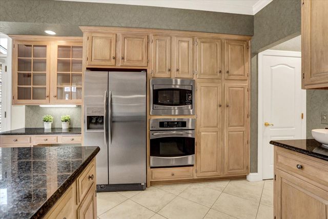 1785 SUMMERFIELD DRIVE, Mechanicsburg, PA 17055