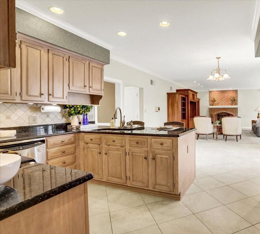 1785 SUMMERFIELD DRIVE, Mechanicsburg, PA 17055
