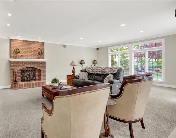 1785 SUMMERFIELD DRIVE, Mechanicsburg, PA 17055