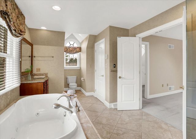 1785 SUMMERFIELD DRIVE, Mechanicsburg, PA 17055