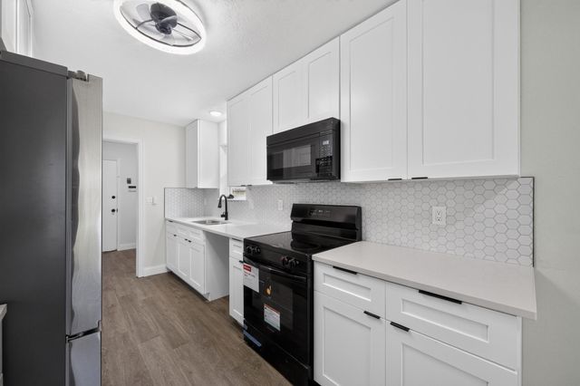 4322 Brandemere Way Street, Houston, TX 77066