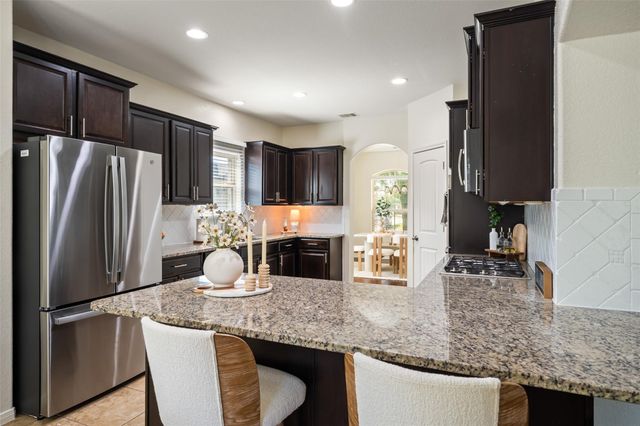 163 Quail Meadow Drive, Conroe, TX 77384