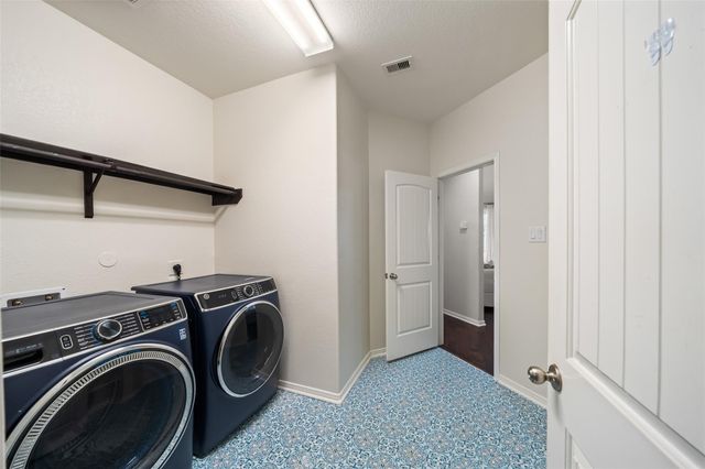 163 Quail Meadow Drive, Conroe, TX 77384