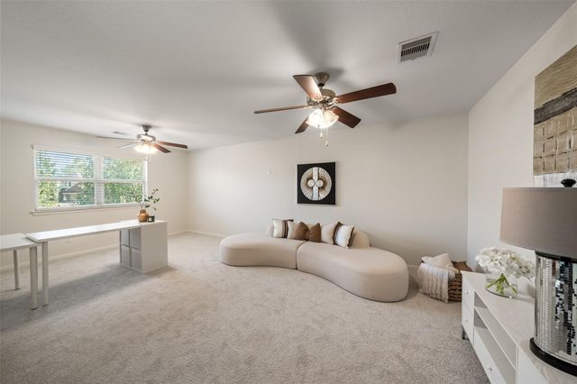 163 Quail Meadow Drive, Conroe, TX 77384