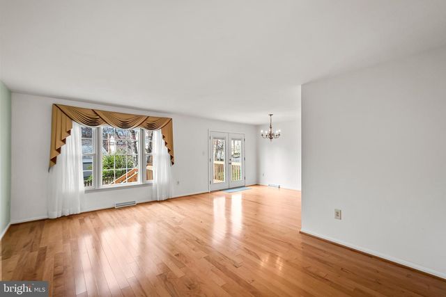 9005 PENN MANOR CT, Springfield, VA 22153